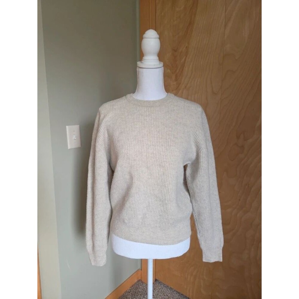 100% lambswool cream sweater